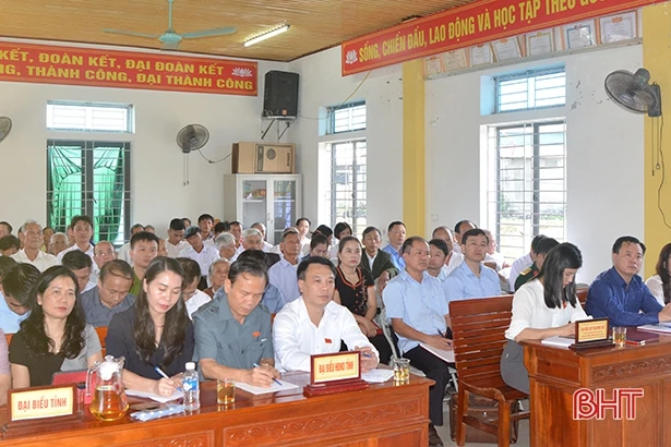 Cử tri Hương Khê, Hồng Lĩnh kiến nghị đầu tư xây dựng các công trình xuống cấp