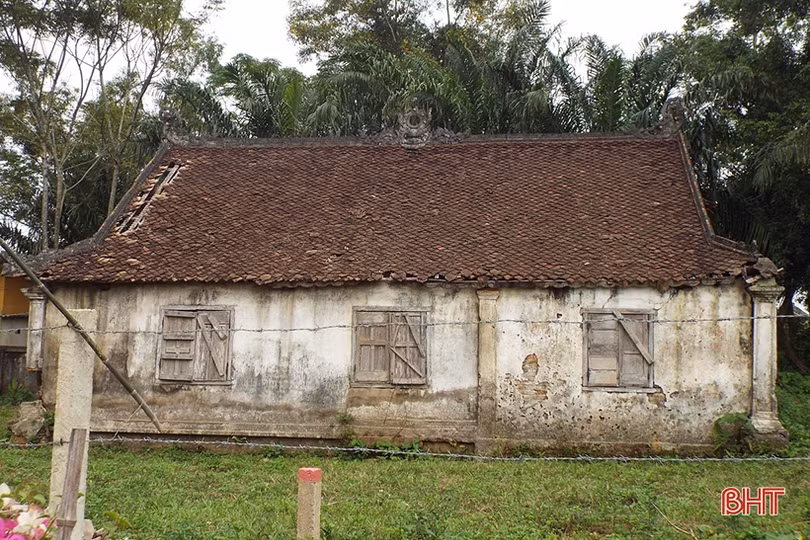 Ngôi đình làng bằng gỗ lim trăm tuổi ở Hà Tĩnh xuống cấp trầm trọng