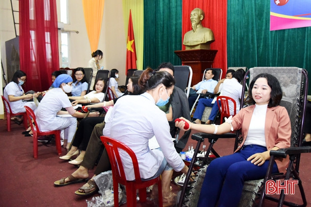 Ngày hội hiến máu tình nguyện ở huyện Kỳ Anh