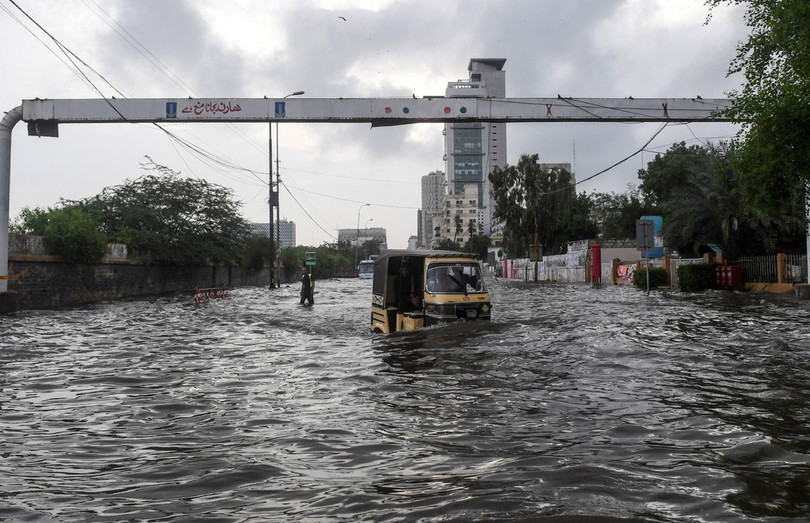 chùm ảnh ấn tượng về thiên tai ảnh 10 Cảnh mưa lũ Việt Nam trong chùm ảnh thiên tai 2020