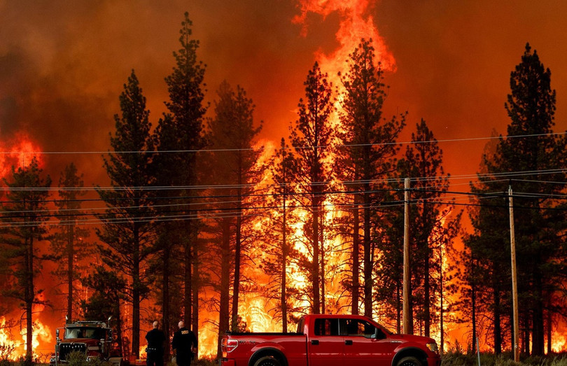 chùm ảnh ấn tượng về thiên tai ảnh 3 Cảnh mưa lũ Việt Nam trong chùm ảnh thiên tai 2020