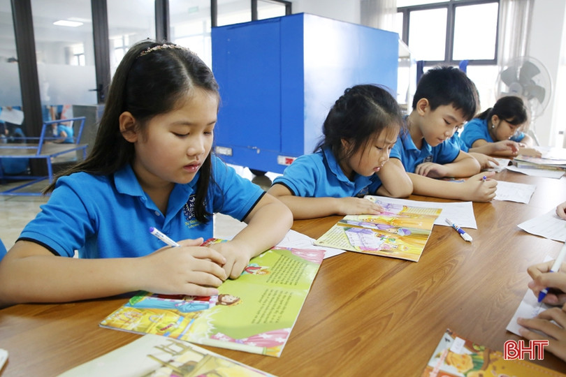 Học sinh Trường Albert Einstein Hà Tĩnh vui “Ngày hội đọc sách”