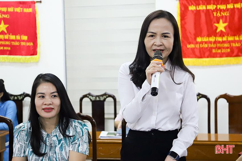 Chủ tịch Hội LHPN tỉnh Nguyễn Thị Lệ Hà mong muốn Trung ương Hội LHPN Việt Nam, các ngân hàng tiếp tục quan tâm, tạo điều kiện để Hội LHPN tỉnh Hà Tĩnh triển khai có hiệu quả các hoạt động ủy thác, hỗ trợ nâng cao quyền năng kinh tế, góp phần khẳng định vai trò, vị thế của phụ nữ. IMG_8971.JPG