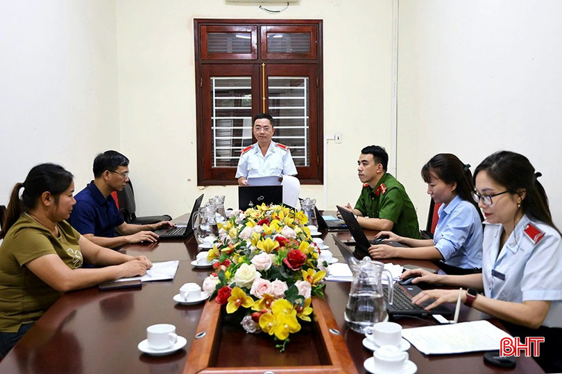 Đoàn thanh tra tiến hành thanh tra BHXH, BHYT, bảo hiểm thất nghiệp tại Công ty TNHH Xây dựng và dịch vụ viễn thông Minh Quân. bqbht_br_111.jpg