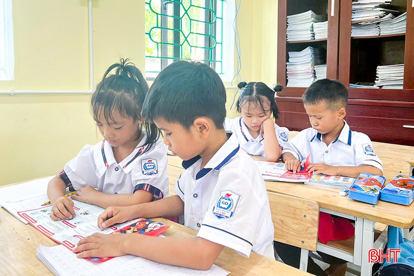 Chăm sóc và bảo vệ sức khỏe học sinh, sinh viên là mối quan tâm rất lớn của toàn xã hội; một trong những nội dung quan trọng trong mục tiêu giáo dục, đào tạo toàn diện con người của Đảng và Nhà nước. 2.jpg