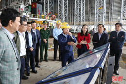 Đoàn công tác Ban Tuyên giáo và Dân vận Trung ương khảo sát tại KKT Vũng Áng