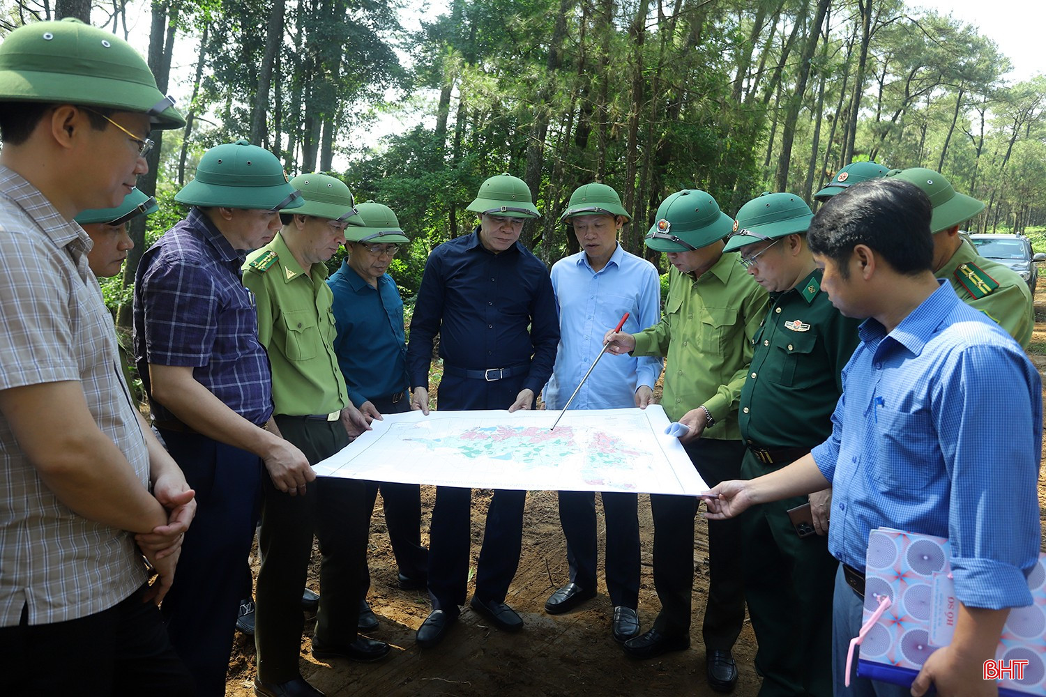 Chủ tịch UBND tỉnh Võ Trọng Hải yêu cầu các đơn vị, địa phương tập trung cao cho nhiệm vụ BVR - PCCCR. bqbht_br_phong-chay-chua-chay-rung-4a.jpg