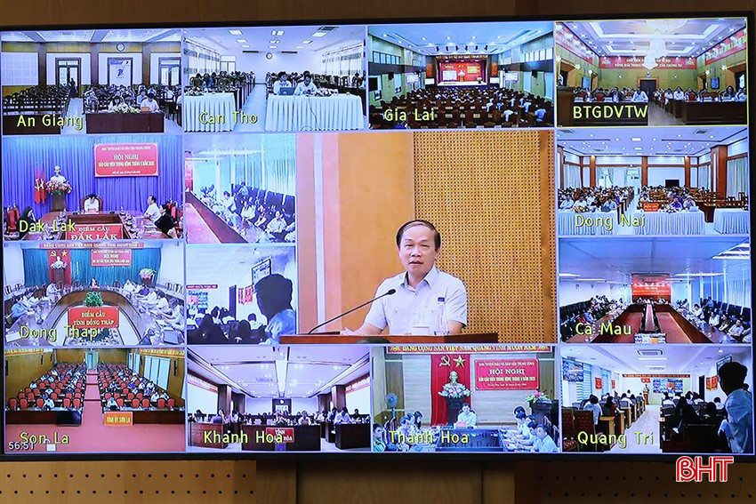 Phó Trưởng ban Tuyên giáo và Dân vận Trung ương Phạm Tất Thắng kết luận hội nghị. bqbht_br_img-7507-1.jpg