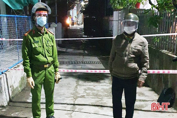 Phong toả 2 cụm dân cư liên quan đến dịch COVID-19 ở xã Kỳ Hà