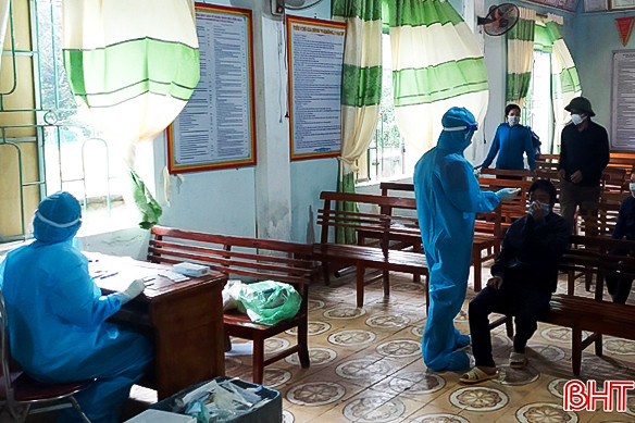 Khẩn trương xét nghiệm trên diện rộng cho hơn 7.000 nhân khẩu xã Kỳ Thượng