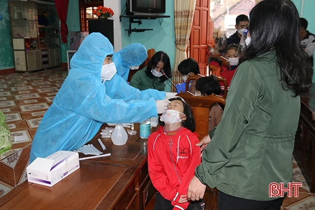 Ngày 9/11, Hà Tĩnh có thêm 31 ca mắc COVID-19, trong đó 19 ca trong khu vực phong tỏa