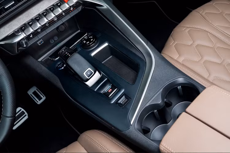 Peugeot 5008 ra mắt tại Việt Nam, giá từ 1,199 tỷ đồng