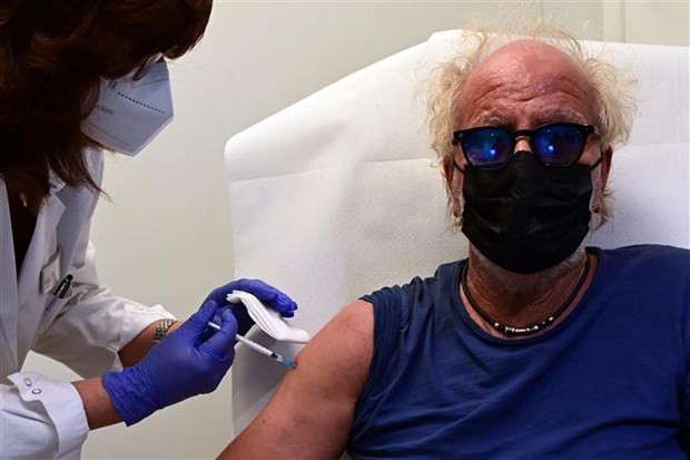 COVID-19: Italy mở rộng đối tượng được tiêm vaccine tăng cường hình ảnh 1 COVID-19: Italy mở rộng đối tượng được tiêm vaccine tăng cường