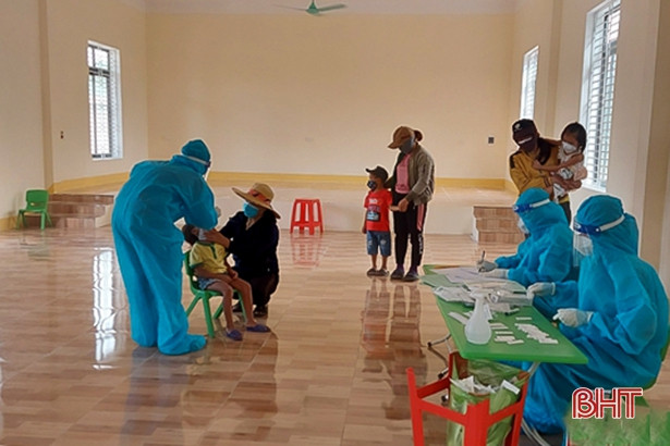 Khẩn trương xét nghiệm trên diện rộng cho hơn 7.000 nhân khẩu xã Kỳ Thượng