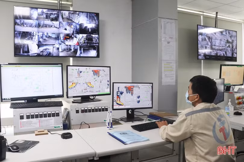 Nhà máy sản xuất gỗ công nghiệp lớn nhất Hà Tĩnh tất bật với đơn hàng cuối năm