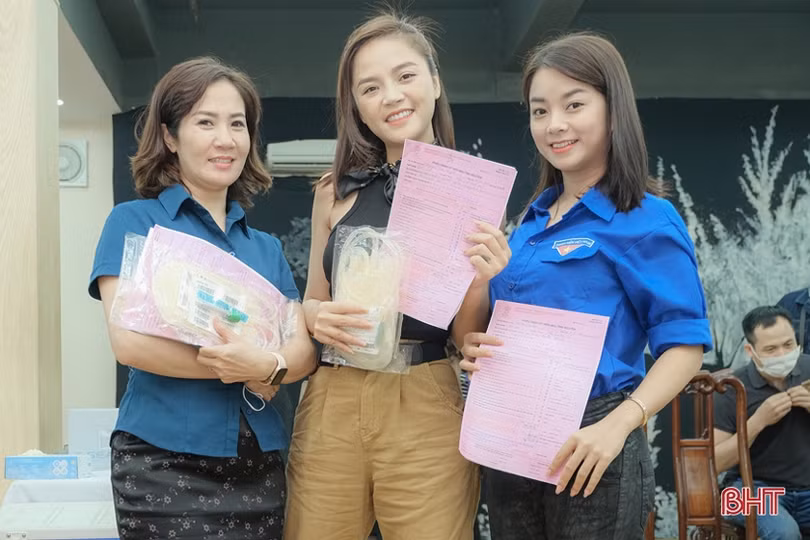 Nữ diễn viên Hà Tĩnh gây ấn tượng ở bộ phim “Phố trong làng”