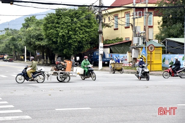 3 cụm đèn tín hiệu giao thông ở Hồng Lĩnh cùng ngừng hoạt động