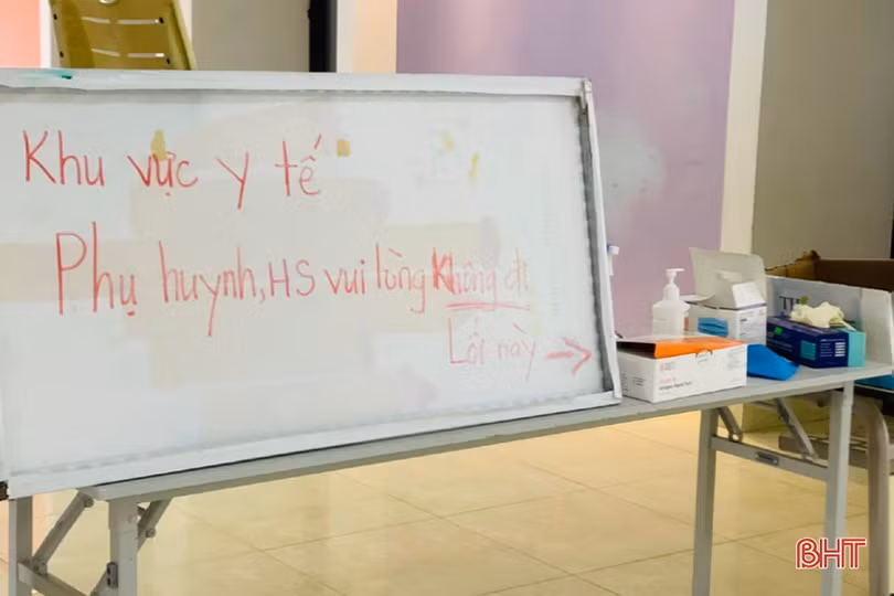 Các “chiến binh nhí” Trường Phổ thông liên cấp Albert Einstein Hà Tĩnh bắt nhịp tốt ở khu cách ly