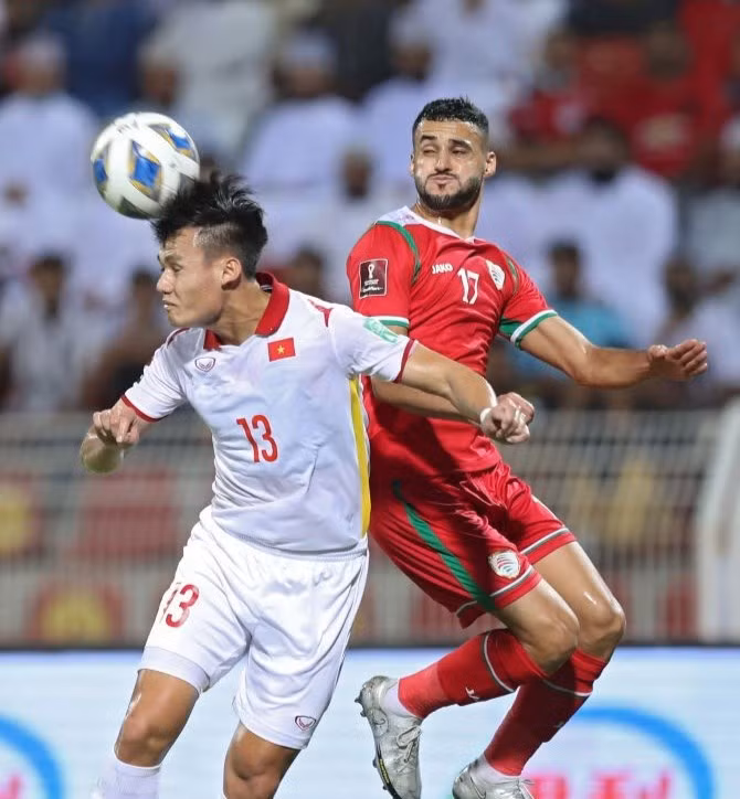 Điểm yếu ở hai cánh của tuyển Việt Nam bị phơi bày