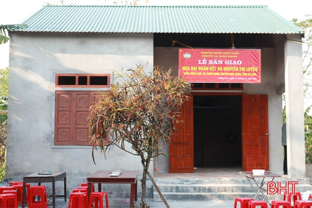 Khởi công, bàn giao 2 nhà ở cho hộ nghèo huyện Nghi Xuân