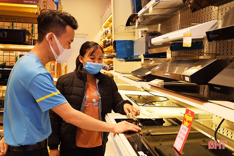 Giá gas tăng, bếp từ đắt khách