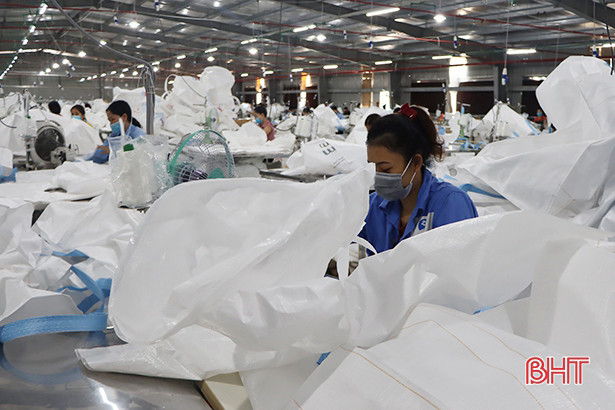 Cục Thuế Hà Tĩnh thu vượt 21% dự toán năm 2021 Bộ Tài chính giao