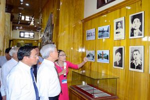 Noi gương Tổng Bí thư Nguyễn Phú Trọng, nỗ lực chung tay dựng xây đất nước
