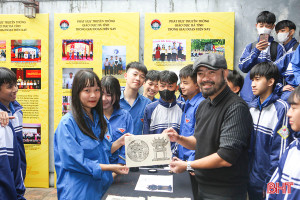 Khơi dậy truyền thống hiếu học từ triển lãm tại Văn Miếu Hà Tĩnh