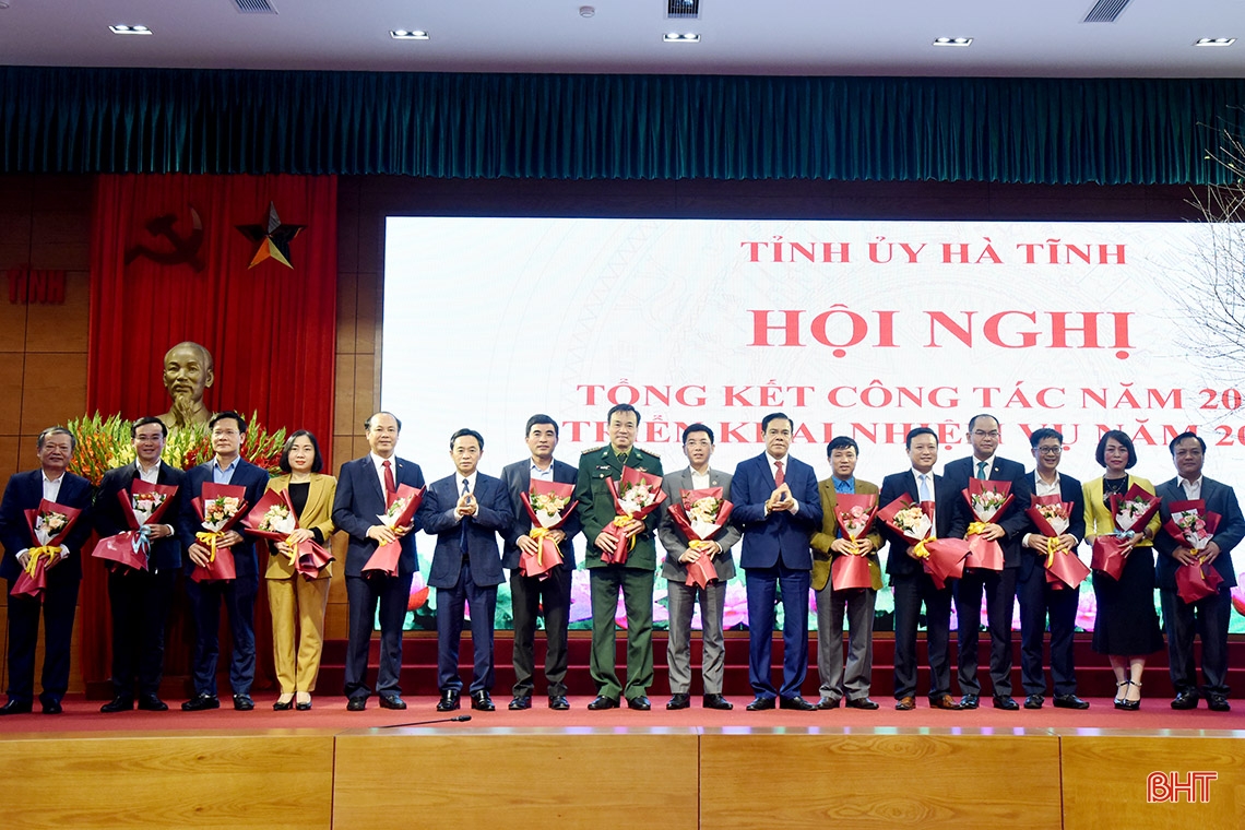 Hà Tĩnh quyết liệt hành động, tạo đột phá về tăng trưởng kinh tế năm 2023