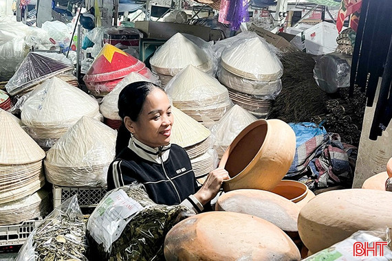 Nét quê trong những phiên chợ phố