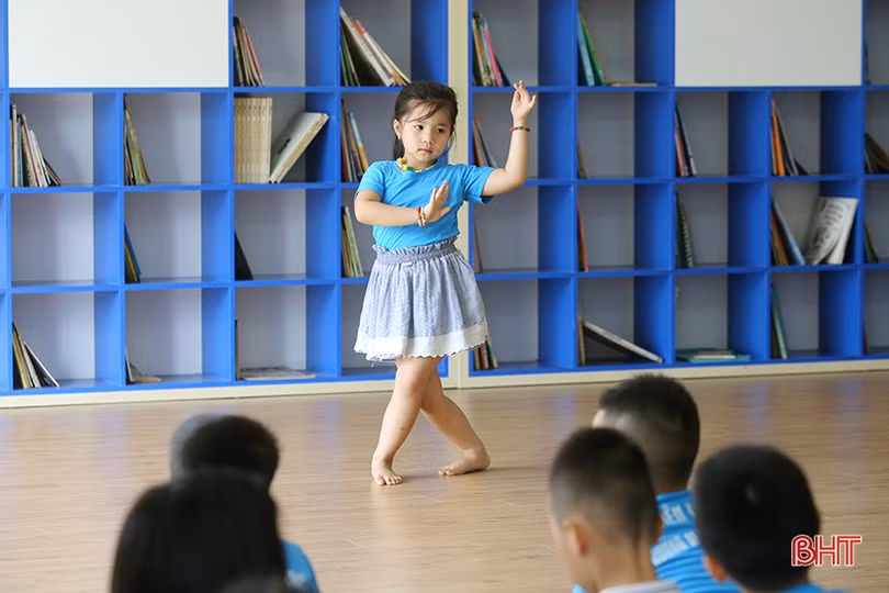 Sau khóa tiền tiểu học Trường Albert Einstein, các bé sẵn sàng tâm thế vào lớp 1