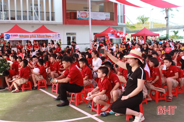 Trường học đầu tiên ở Hà Tĩnh tổ chức kỳ thi khoa học quốc tế VanDa