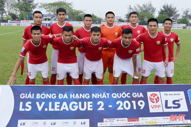 Hồng Lĩnh Hà Tĩnh chiến thắng thuyết phục Phù Đổng FC 2-0 trên sân khách ảnh 2 Hồng Lĩnh Hà Tĩnh chiến thắng thuyết phục Phù Đổng FC 2-0 trên sân khách