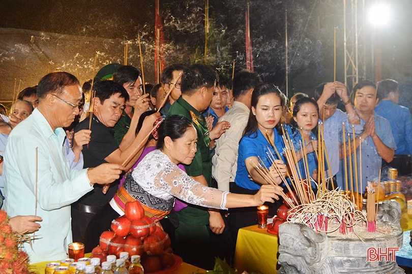 Hà Tĩnh tổ chức đại lễ cầu siêu tại Nghĩa trang Liệt sỹ quốc gia Nầm