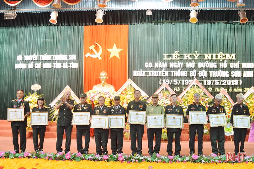 Hà Tĩnh long trọng kỷ niệm 60 năm ngày mở đường Hồ Chí Minh