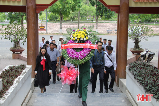 Đoàn công tác Ban Tuyên giáo Trung ương khảo sát thực tế tại Nghi Xuân