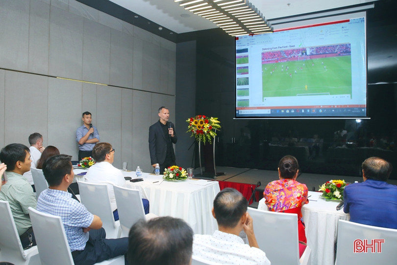 Ryan Giggs chia sẻ về phát triển bóng đá tại Hà Tĩnh