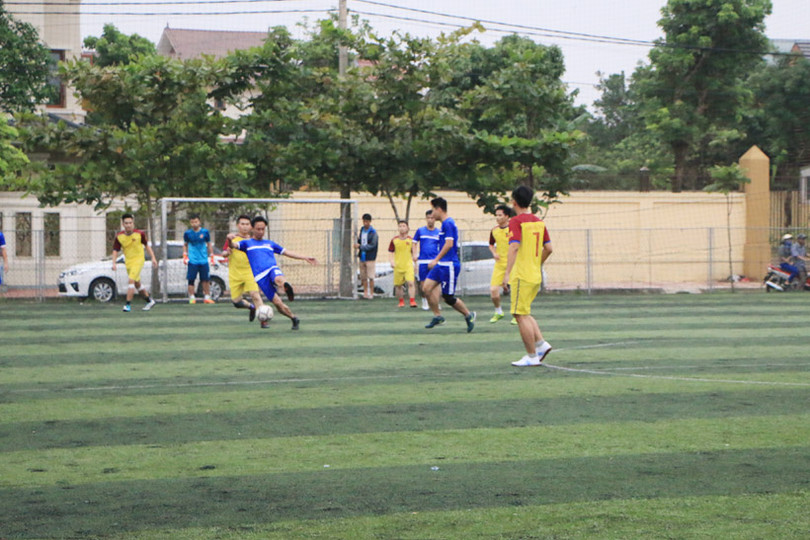 16 đội tranh tài Giải Bóng đá thể thao ngành Ngân hàng Hà Tĩnh