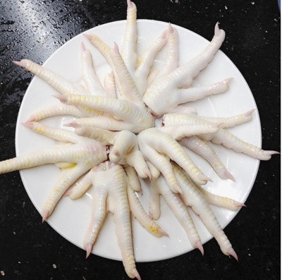 Cuối tuần, làm món chân gà rang muối ớt ngon cực đỉnh