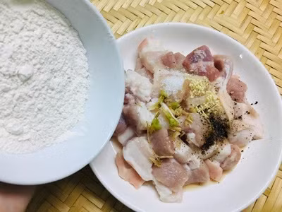 Thịt ba chỉ chiên nước mắm “ngon tê lưỡi” cả nhà đua nhau gắp