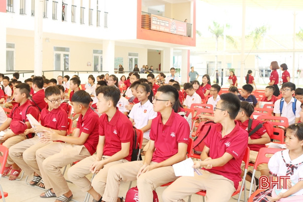 Trường học đầu tiên ở Hà Tĩnh tổ chức kỳ thi khoa học quốc tế VanDa