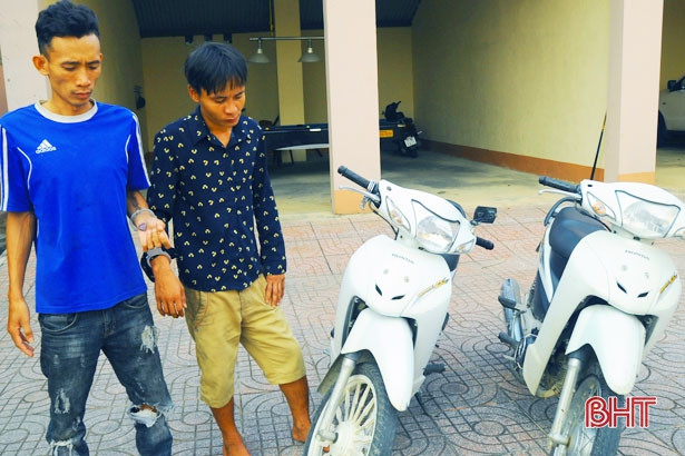 Khởi tố 2 “con nghiện” từ Nghệ An sang Hà Tĩnh trộm xe máy