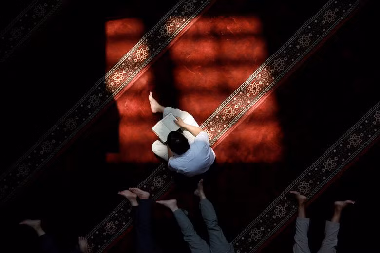 Hình ảnh người Hồi giáo khắp thế giới mừng tháng lễ Ramadan