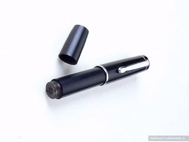 Choáng với vũ khí gián điệp được ngụy trang như phim trinh thám