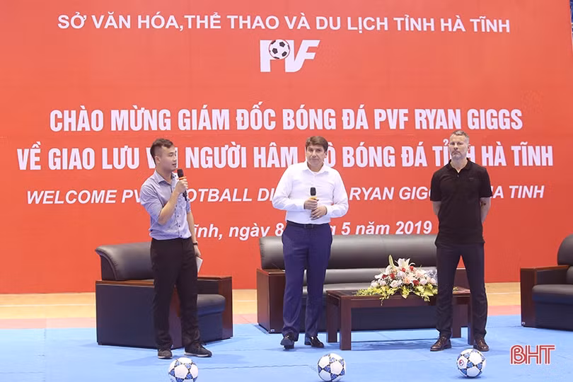 Danh thủ Ryan Giggs: Hà Tĩnh là vùng đất có nhiều tài năng bóng đá