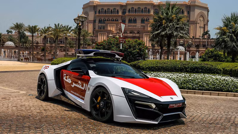 Cận cảnh siêu xe hàng hiếm Lykan HyperSport giá 3,4 triệu USD