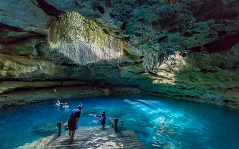 14 khu lặn biển ngoạn mục bậc nhất thế giới