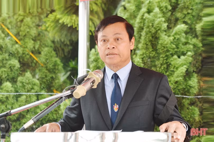 Hà Tĩnh truy điệu, an táng 7 hài cốt liệt sỹ quân tình nguyện và chuyên gia Việt Nam hy sinh tại Lào