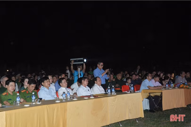 Liên hoan Tuyên truyền lưu động “Trường Sơn - con đường huyền thoại”