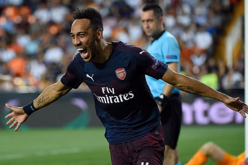 Chelsea, Arsenal cùng thắng, chung kết Europa League thuộc về người Anh